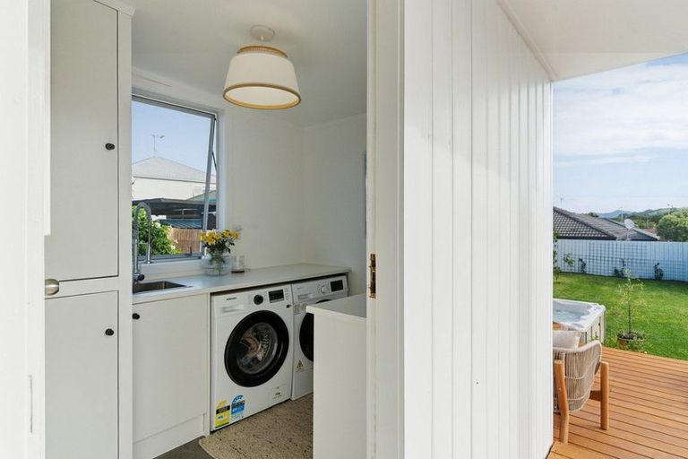 Photo of property in 218 Dickson Road, Papamoa Beach, Papamoa, 3118