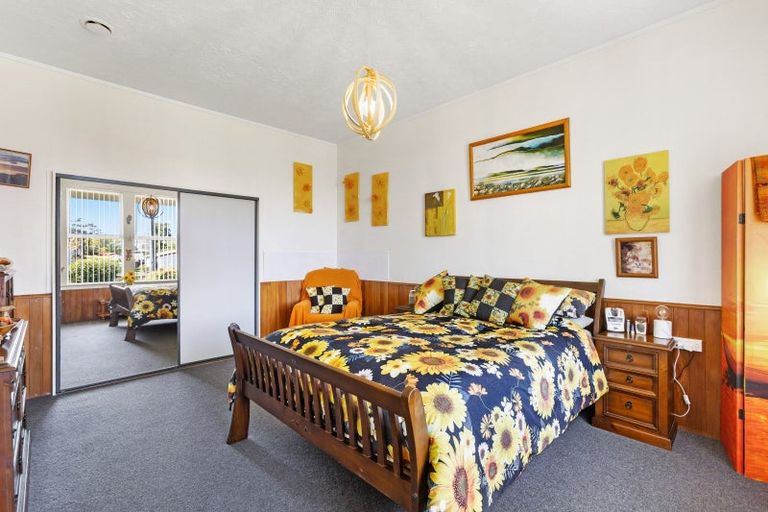 Photo of property in 169 Romilly Street, Westport, 7825