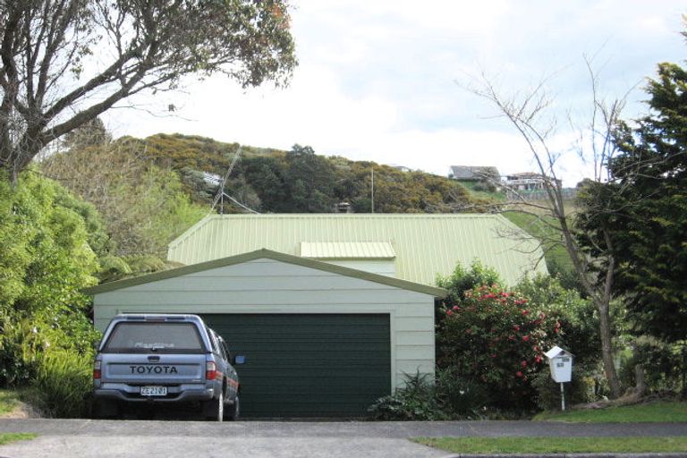 Photo of property in 59 Resolution Road, Welcome Bay, Tauranga, 3112