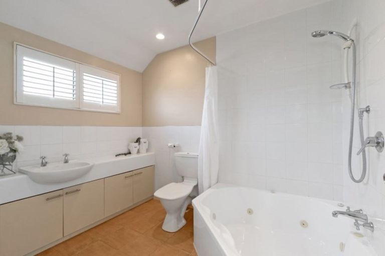 Photo of property in 3/16 Rhodes Street, Merivale, Christchurch, 8014