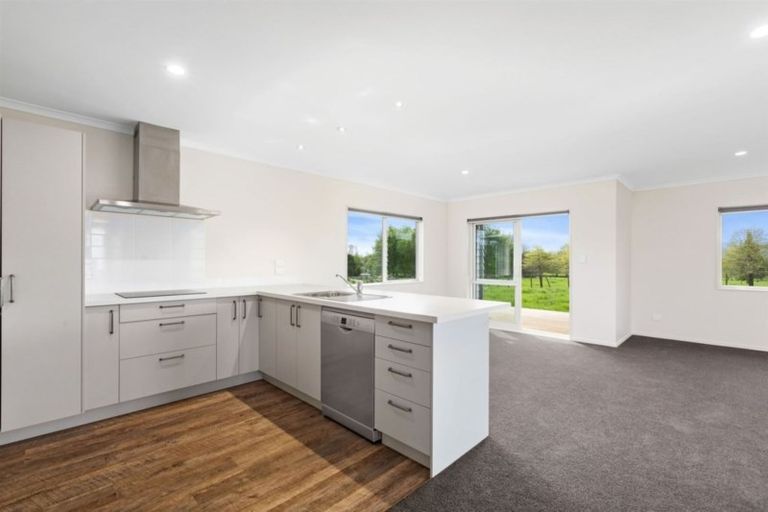 Photo of property in 9948 State Highway 2, Waihi, 3681