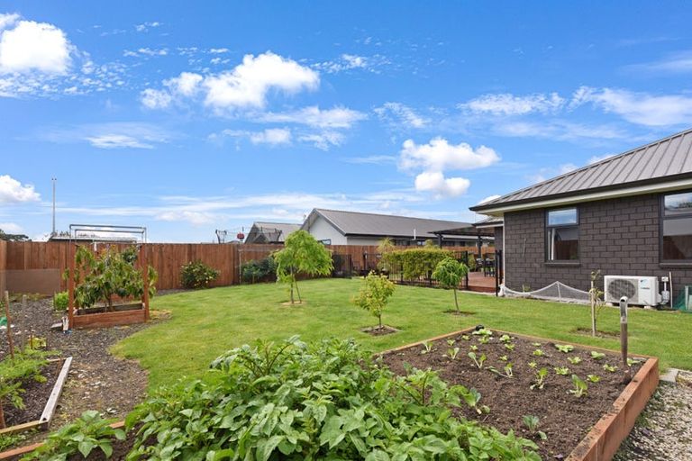 Photo of property in 100 Iwa Street, Mapua, 7005