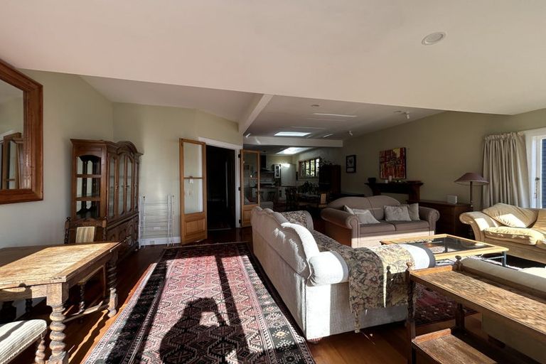 Photo of property in 2/1 Wilkinson Street, Oriental Bay, Wellington, 6011