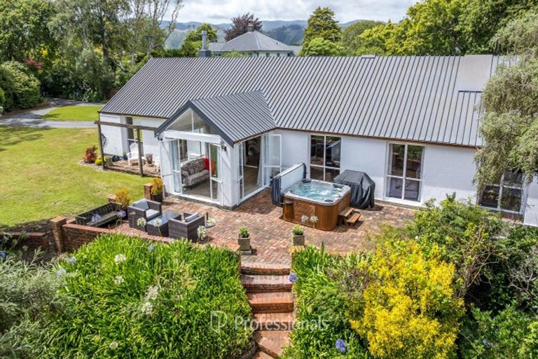 Photo of property in 20 Barton Road, Heretaunga, Upper Hutt, 5018