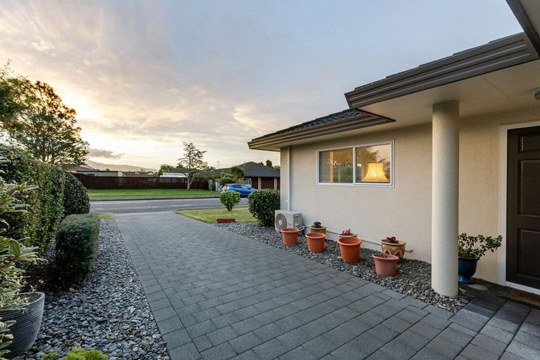 Photo of property in 4g Cedar Drive, Paraparaumu Beach, Paraparaumu, 5032