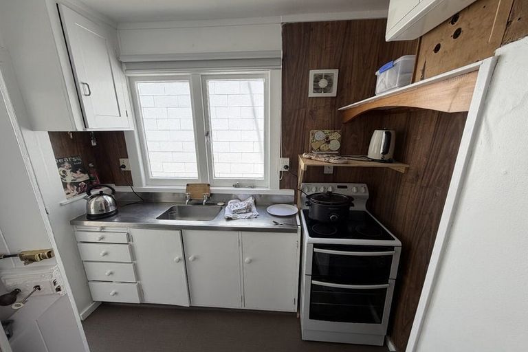 Photo of property in 21a Ninth Avenue, Tauranga, 3110