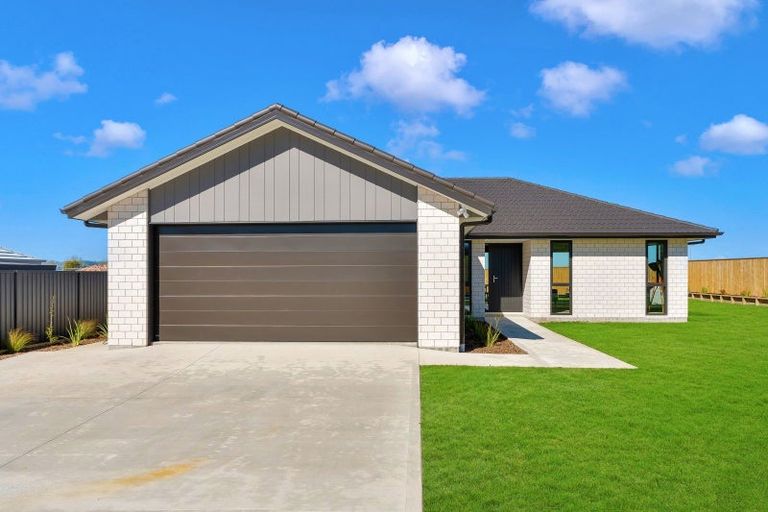 Photo of property in 9 Williams Road, Hobsonville, Auckland, 0618