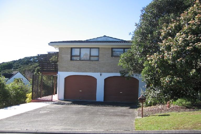 Photo of property in 4 Puketiro Place, Paihia, 0200