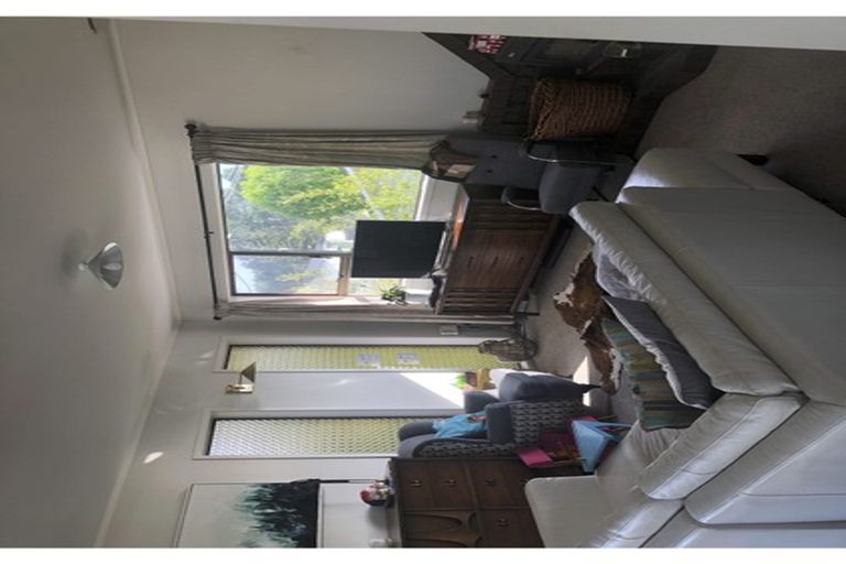 Photo of property in 1/71 Kowhai Road, Mairangi Bay, Auckland, 0630