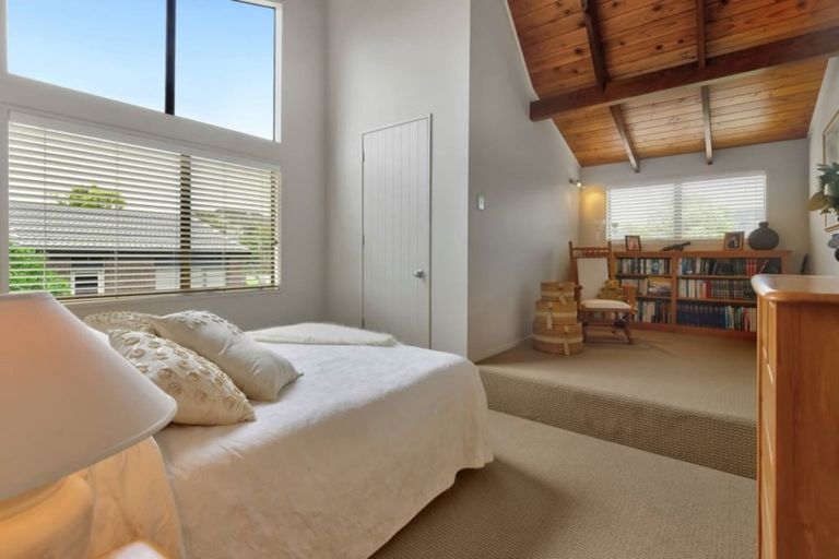 Photo of property in 40c Devon Road, Bucklands Beach, Auckland, 2012