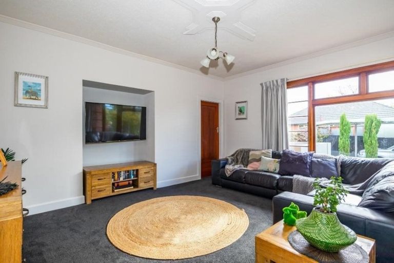 Photo of property in 98a Avenue Road, West End, Timaru, 7910