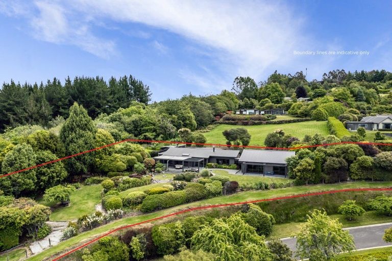 Photo of property in 15 Cameron Drive, Acacia Bay, Taupo, 3385