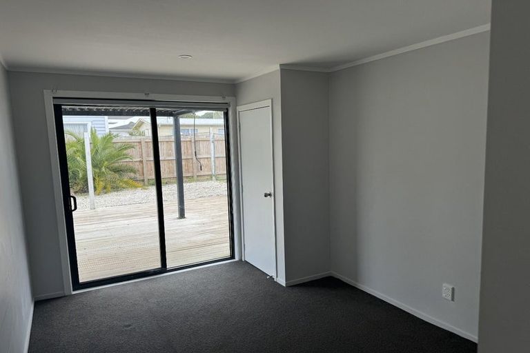 Photo of property in 166 Mahia Road, Wattle Downs, Auckland, 2103