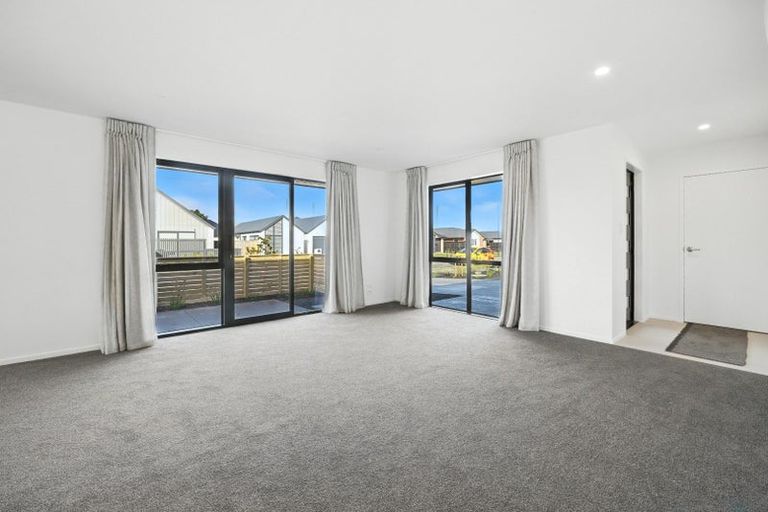 Photo of property in 11 Toetoe Street, Halswell, 8025