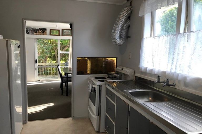 Photo of property in 18 Tamakui Grove, Turangi, 3334