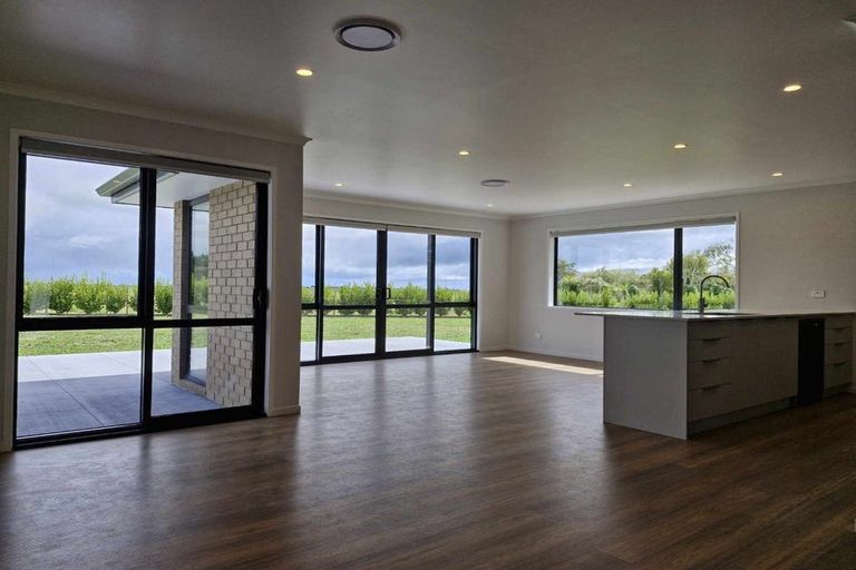 Photo of property in 47 Inland Road North, Tikorangi, Waitara, 4383