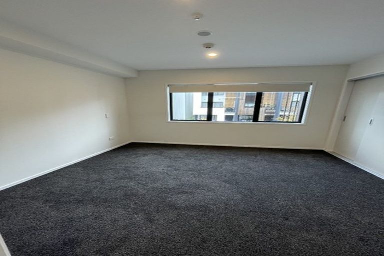 Photo of property in 84 Rangihina Road, Hobsonville, Auckland, 0616