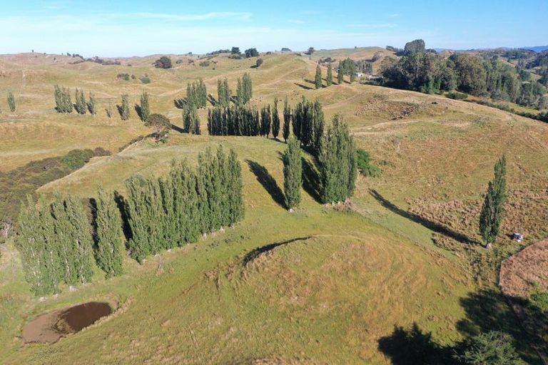 Photo of property in 3551 State Highway 1, Hunterville, 4784