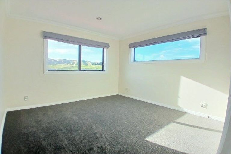 Photo of property in 30 Mo Street, Camborne, Porirua, 5026