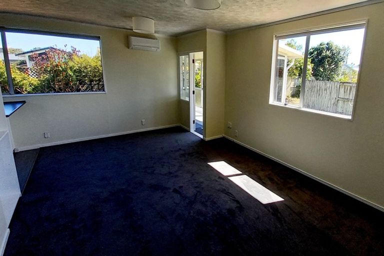 Photo of property in 36 Scott Avenue, Otaki Beach, Otaki, 5512