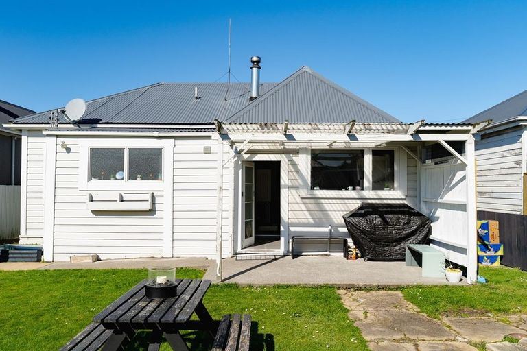 Photo of property in 42 Douglas Street, Saint Kilda, Dunedin, 9012