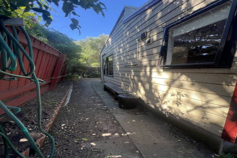 Photo of property in 4/110 Freyberg Street, Lyall Bay, Wellington, 6022