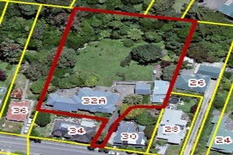 Photo of property in 32 Woodland Road, Johnsonville, Wellington, 6037