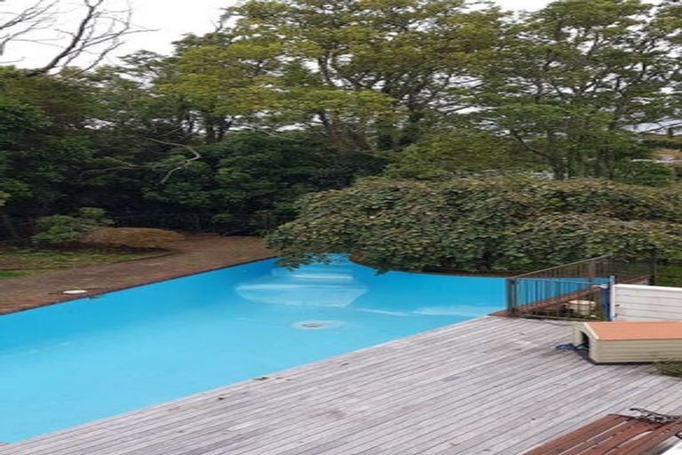 Photo of property in 126 Cook Street, Cockle Bay, Auckland, 2014