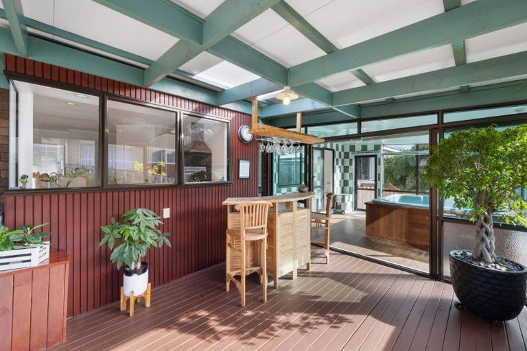 Photo of property in 71 Aberfeldy Avenue, Highland Park, Auckland, 2010