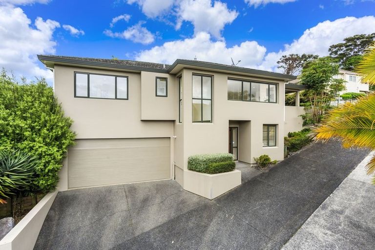 Photo of property in 2/29 John Court Street, Birkenhead, Auckland, 0626