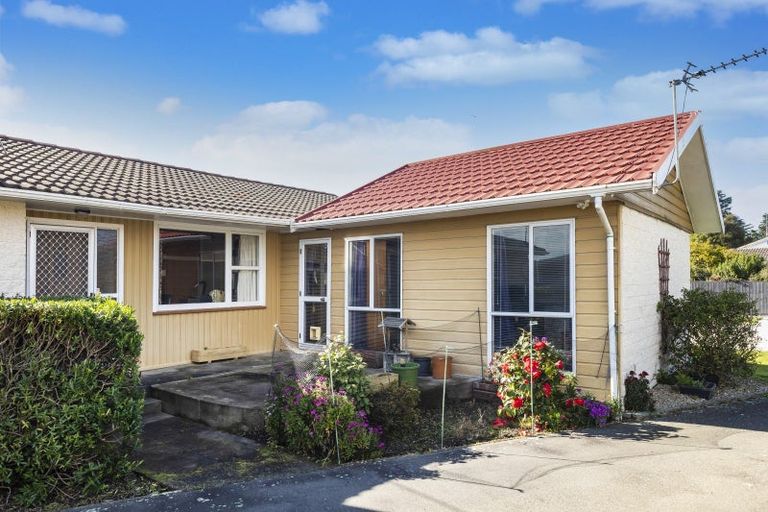 Photo of property in 19 Kawau Crescent, Bromley, Christchurch, 8062