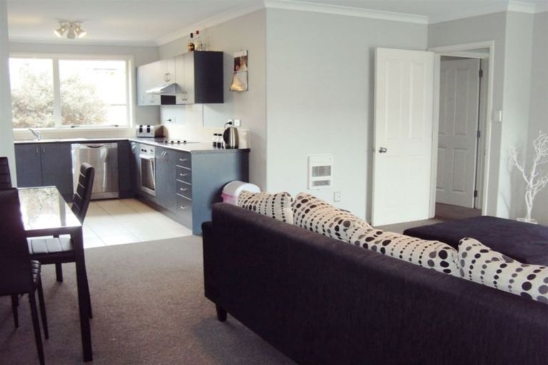 Photo of property in 31 Putake Drive, Parklands, Christchurch, 8083