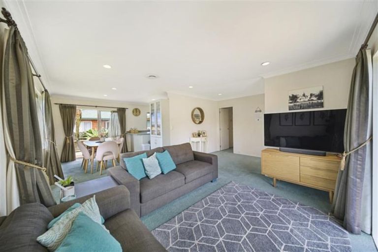 Photo of property in 36 Rathmar Drive, Manurewa, Auckland, 2105