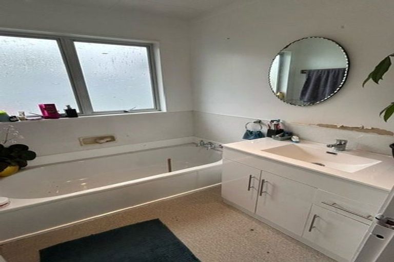 Photo of property in 102 Kelly Street, Inglewood, 4330