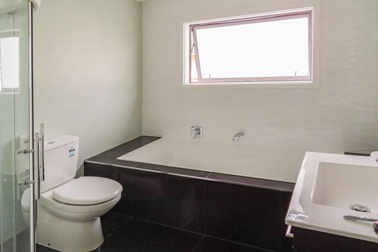 Photo of property in 67 Merton Street, Trentham, Upper Hutt, 5018