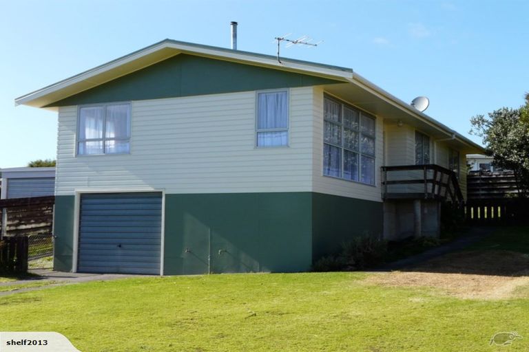 Photo of property in 12 Oleander Place, Bell Block, New Plymouth, 4312