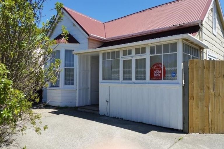 Photo of property in 65 Barbour Street, Waltham, Christchurch, 8011