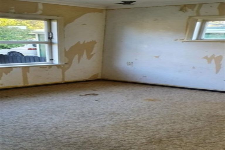 Photo of property in 4 Matai Street, Tokomaru, Palmerston North, 4474