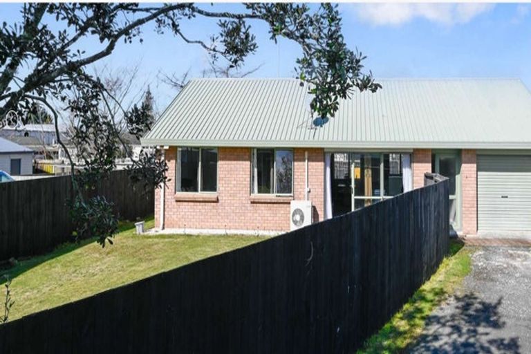 Photo of property in 9a Puweto Street, Selwyn Heights, Rotorua, 3015