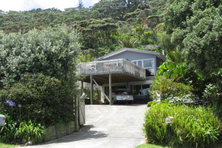 Photo of property in 188 Motutara Road, Muriwai, Waimauku, 0881