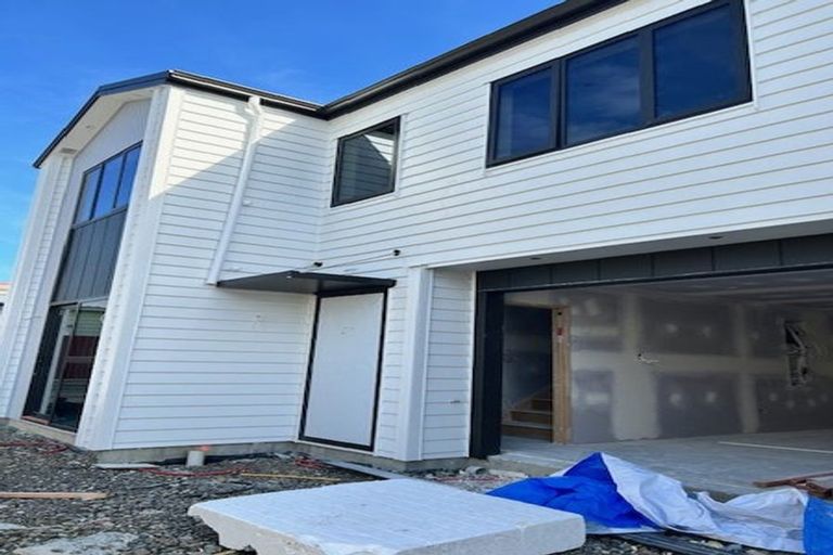 Photo of property in 8 Gardiner Grove, Mangere East, Auckland, 2024