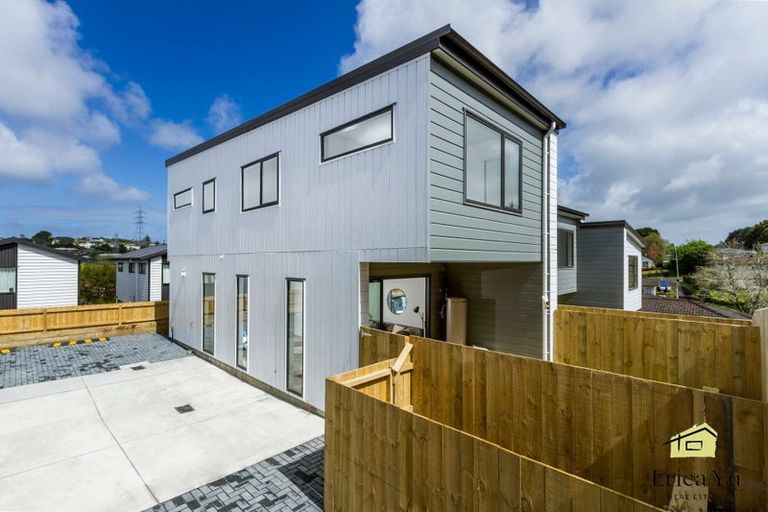 Photo of property in 55a Redwood Drive, Massey, Auckland, 0614