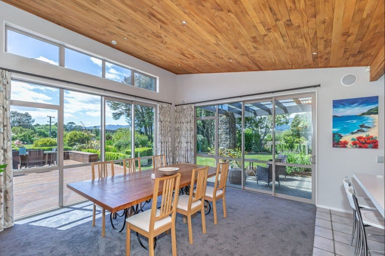 Photo of property in 205 Muhunoa Road East, Ohau, Levin, 5570