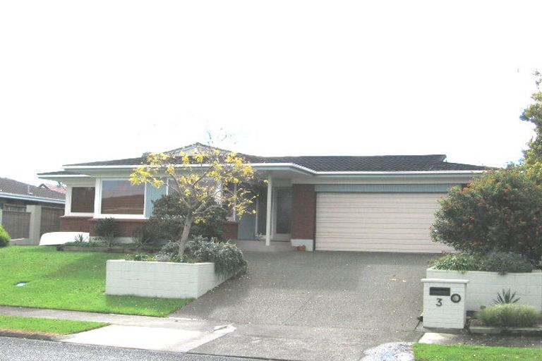 Photo of property in 3 Galsworthy Place, Bucklands Beach, Auckland, 2014