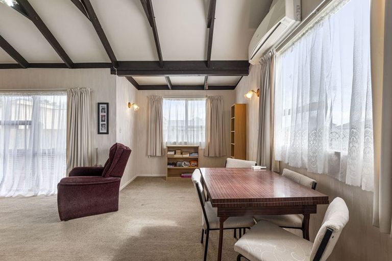 Photo of property in 57 Egmont Street, Hawera, 4610