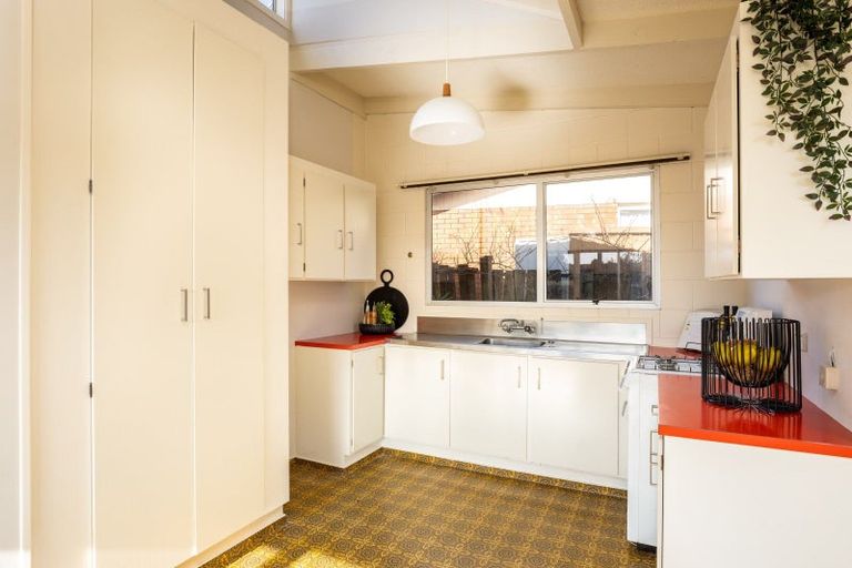 Photo of property in 108 Riversdale Drive, Merrilands, New Plymouth, 4312