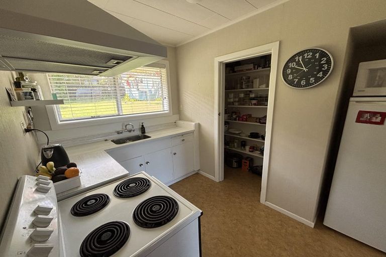 Photo of property in 45 Huia Street, Waikanae, 5036