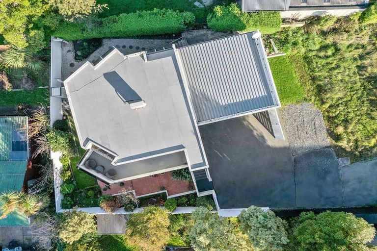 Photo of property in 9 Avoca Valley Road, Heathcote Valley, Christchurch, 8022