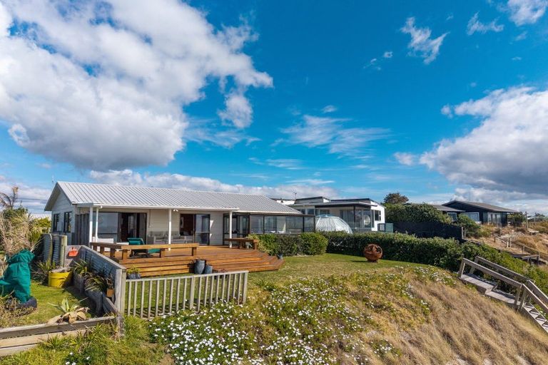Photo of property in 171 Pukehina Parade, Pukehina, 3189