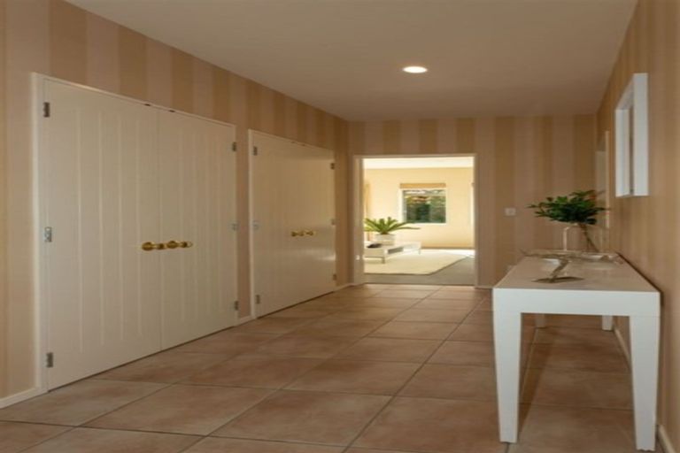 Photo of property in 71 Jeffreys Road, Fendalton, Christchurch, 8052